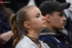 <strong>Анна: "Подберите фон для всех фотографий аккаунта"</strong>
