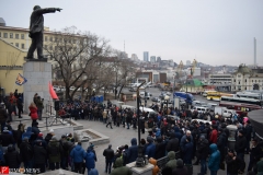 <strong>Около тысячи человек пришли на Привокзальную площадь, чтобы выразить свой протест против ЭРЫ-ГЛОНАСС</strong>