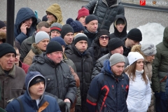 <strong>Некоторые эмоционально выражали свое недовольство, а кто-то просто молча стоял и наблюдал за происходящим</strong>