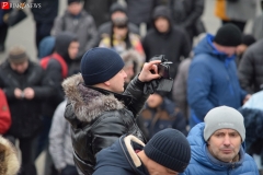 <strong>Горожане снимали происходящее, как на видеокамеры, так и на смарфоны</strong>