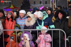 <strong>Горожане были в праздничном настроении и ждали новогоднего салюта</strong>
