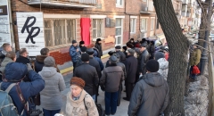 <strong>Как пишет журнал «Родина», Федор Бурмистров родился 17 октября 1908 года в Костромской области. Примечательно, что в своей автобиографии, которую удалось найти в архиве Морского государственного университета имени Г.И. Невельского, Бурмистров не указал о своем подвиге и наградах</strong>