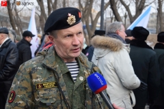 <strong>У морского пехотинца берут интервью</strong>