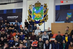 <strong>Соревнования, которые проходили в течение всего дня 4 февраля при заполненных трибунах спортивного комплекса "Олимпиец", порадовали зрителей бескомпромиссными поединками</strong>