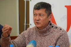<strong>Художественный руководитель Юрий Гончаров</strong>