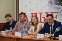 <strong>О премьере спектакля «Алые паруса», которая состоится 30 июня, рассказали на пресс-конференции в Приморском краевом драматическом театре молодежи</strong>