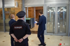 <strong>Церемония официального представления временно исполняющего обязанности губернатора Приморского края Андрея Тарасенко прошла во Владивостоке в здании администрации Приморья</strong>