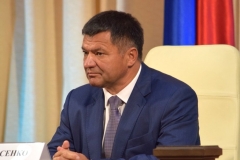 <strong>Исполняющий обязанности губернатора Приморского края Андрей Тарасенко</strong>
