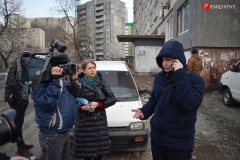 <strong>Дозвониться до "хозяина" парковки все-таки удалось, но тот сказал, что документов на охранную деятельность у него нет и подъехать на место он не сможет</strong>