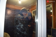 <strong>У дома №35 по улице Давыдова аналогичная картина, только охранник находился в стационарной будке с видеокамерой на крыше. Он отказался давать Сергею Мильвиту чек и ретировался еще быстрее своего предыдущего коллеги</strong>