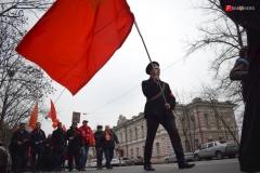 <strong>Горожане несли советские знамёна</strong>