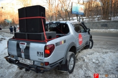 <strong>На протяжении всего шествия громко играла новогодняя музыка</strong>