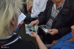 <strong>Несколько десятков жителей домов №83, №85/1 и №85/2, №87/1 и №87/2, а также №101 по Океанскому проспекту во Владивостоке вышли на собрание в понедельник, 25 сентября</strong>