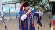Для собравшихся зрителей устроили концерт с выступлениями лучших народных коллективов Приморского края