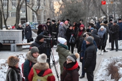 <strong>С открытием памятника знаменитому артисту у его поклонников в краевом центре Приморья появилось место, где можно собираться не только в памятные дни (25 января - в день рождения и 25 июля - в день смерти), но и в любой другой день. В 2017 году такие встречи у памятника проходят уже в четвертый раз.</strong>