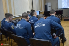 <strong>Во Владивостоке открылась фотовыставка "Ребята с нашего двора"</strong>