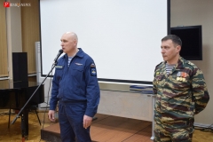 <strong>Во Владивостоке открылась фотовыставка "Ребята с нашего двора"</strong>