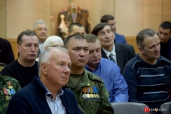 <strong>Во Владивостоке открылась фотовыставка "Ребята с нашего двора"</strong>