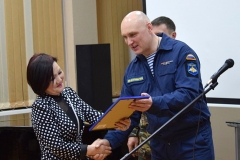 <strong>Во Владивостоке открылась фотовыставка "Ребята с нашего двора"</strong>