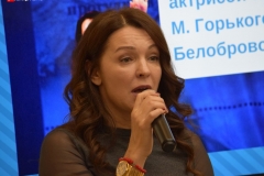 <strong>Творческая встреча с актрисой театра и кино, Заслуженной артисткой России Ларисой Белобровой прошла во Владивостоке в рамках праздничных мероприятий, посвященных 85-летию Приморского академического краевого драматического театра имени Горького</strong>