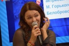 <strong>Творческая встреча с актрисой театра и кино, Заслуженной артисткой России Ларисой Белобровой прошла во Владивостоке в рамках праздничных мероприятий, посвященных 85-летию Приморского академического краевого драматического театра имени Горького</strong>