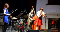 Группа Misuzu Quartet широко популярна в Японии