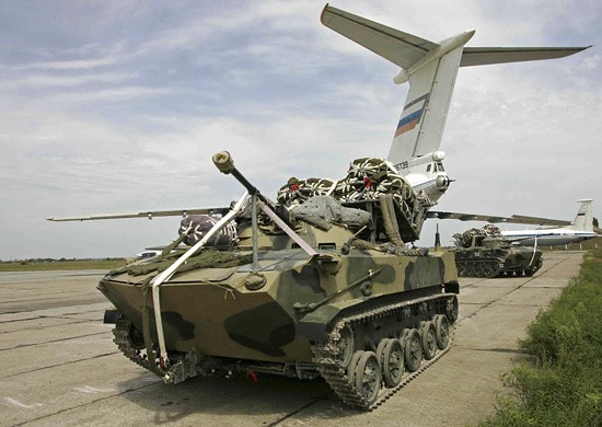 Приморские десантники получат модернизированные боевые машины БМД-2