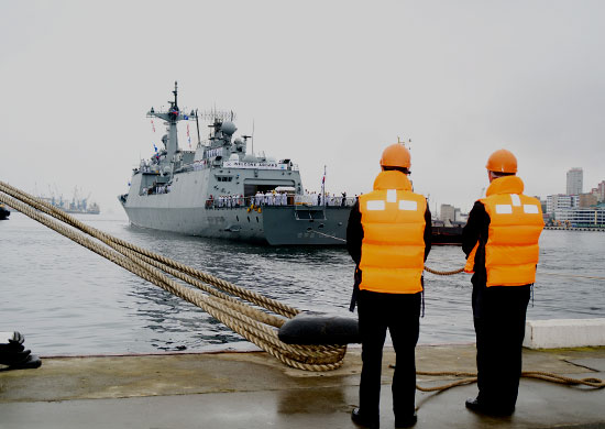 Корейские военные корабли зашли во Владивосток