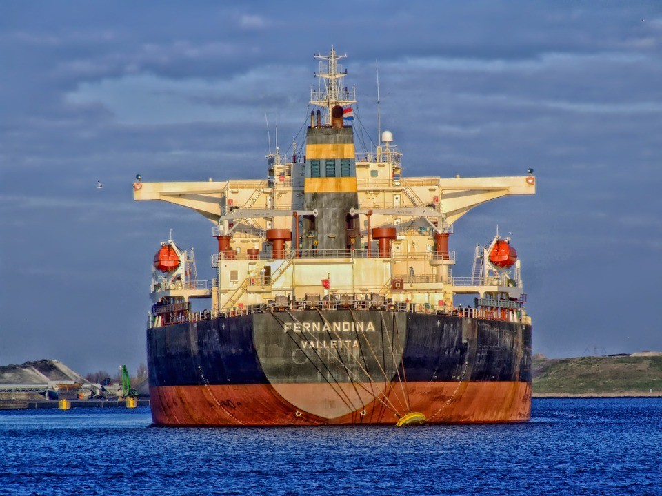 Порт Восточный сможет принимать суда дедвейтом до 180 тыс. тонн