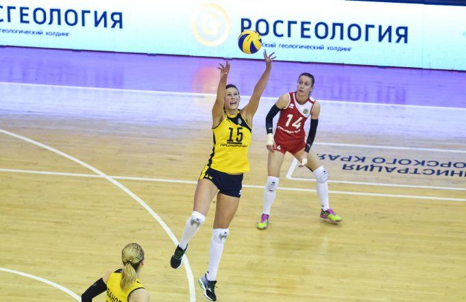«Приморочка» в чемпионате России по волейболу стартовала с поражения