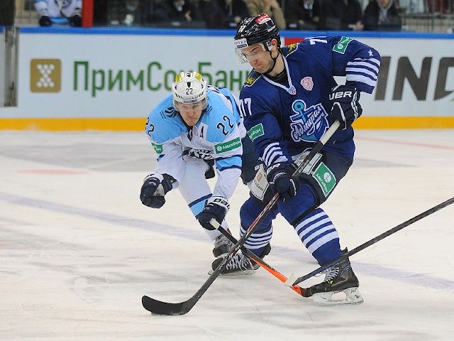 «Сибирь» выиграла у «Адмирала» в матче КХЛ