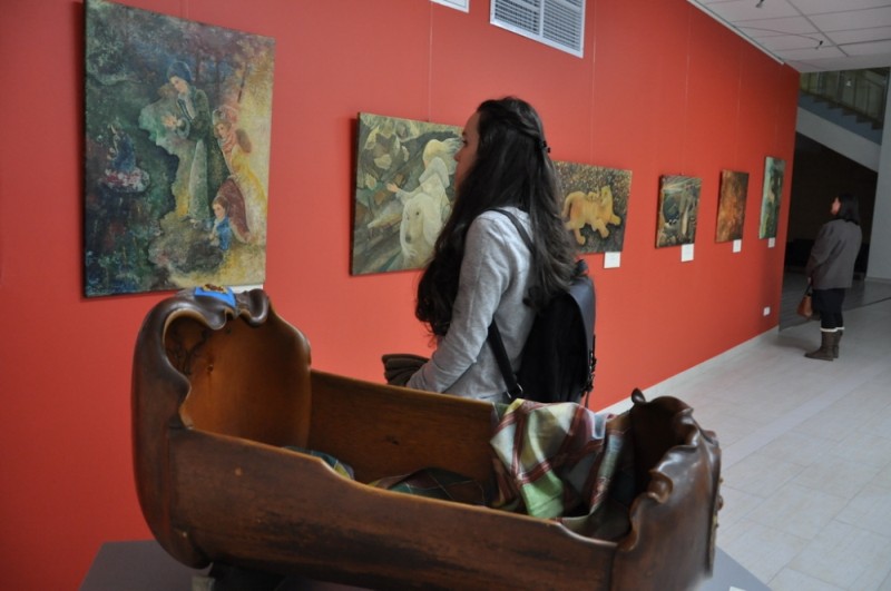В ДВФУ открылась художественная выставка «Легче сказанного»