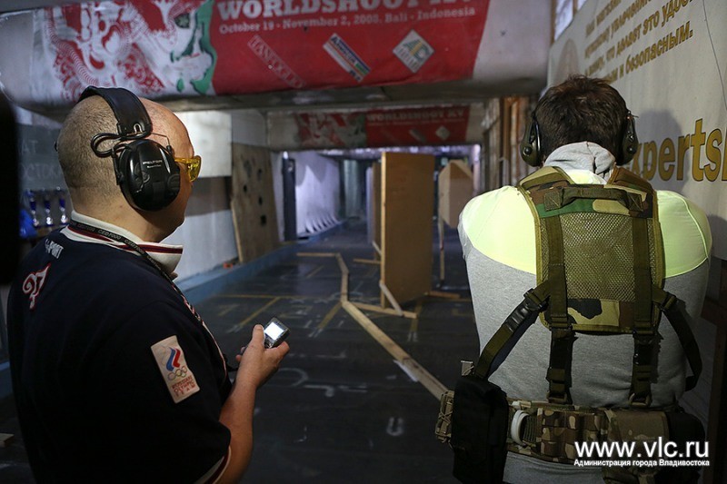 Во Владивостоке прошёл чемпионат по практической стрельбе из пистолета