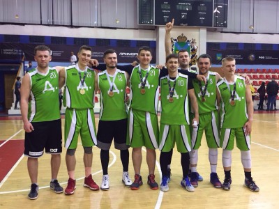 Владивостокский «Домоцентр» выиграл чемпионат Приморья по баскетболу