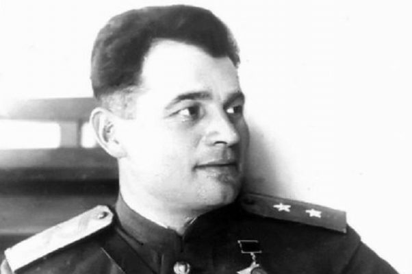 Иван Черняховский