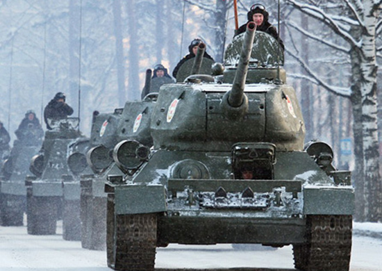 Танки Т-34 с острова Желтухина доставили в Уссурийск