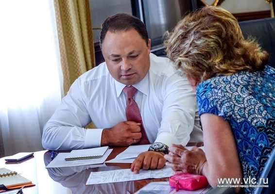 «Присутствующие в шоке»: первая реакция на приговор экс-мэру Владивостока Пушкарёву