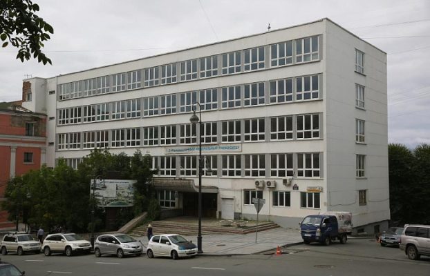 Во Владивостоке не смогли продать комплекс административных зданий бывшего ТГЭУ