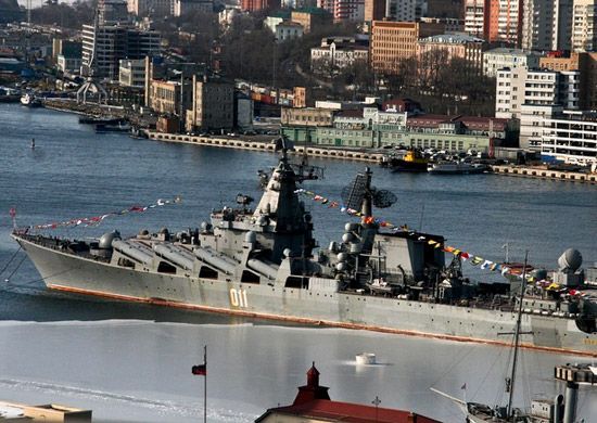 Лучшие военнослужащие флагмана ТОФ крейсера «Варяг» отметят День защитника Отечества в Москве