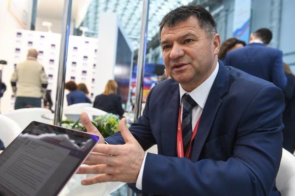 В 2017 году глава Приморья Андрей Тарасенко заработал более 16 млн рублей