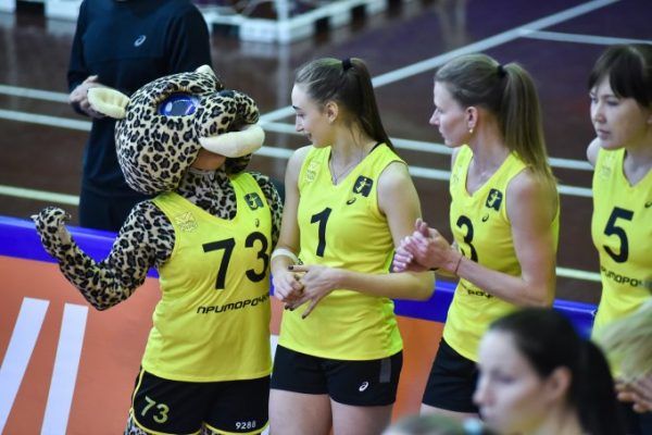 Волейболистки «Приморочки» второй сезон подряд выиграли «серебро» чемпионата России