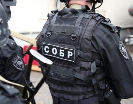 Спецназ ворвался в стриптиз-клуб во Владивостоке