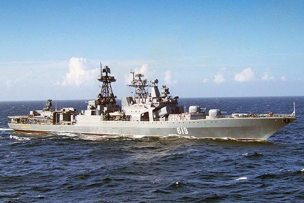 Очевидцы сообщили о столкновении двух кораблей ТОФ во Владивостоке