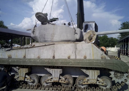 В Приморье восстановили поднятый со дна Баренцева моря американский танк «Шерман»