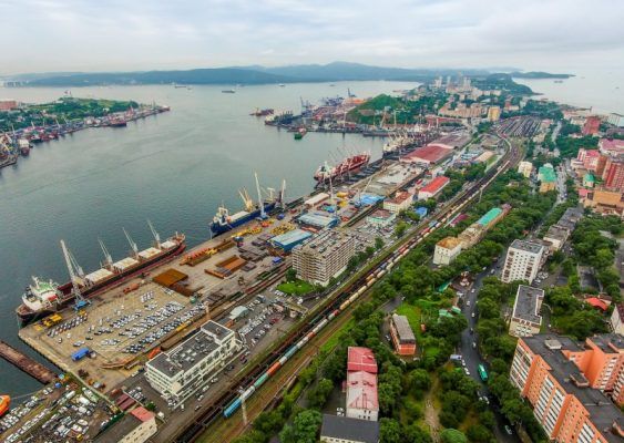 Президент FESCO представил нового директора Владивостокского морского торгового порта