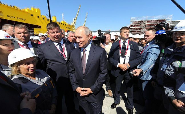 Путин удивился, узнав среднюю зарплату на приморской «Звезде»