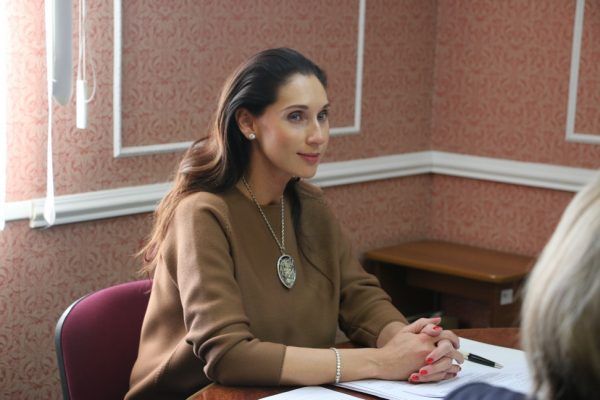 Избирком Приморья принял заявления от первых кандидатов на пост губернатора, в том числе Розы Чемерис