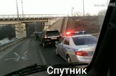 Лобовое ДТП с участием дорогостоящего внедорожника произошло во Владивостоке