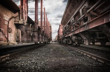 Рекорд суточной выгрузки установили железнодорожники во Владивостоке