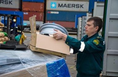 Тысячи тонн колёс на десятки млн долларов США ввезли с начала 2019 года через Владивостокскую таможню